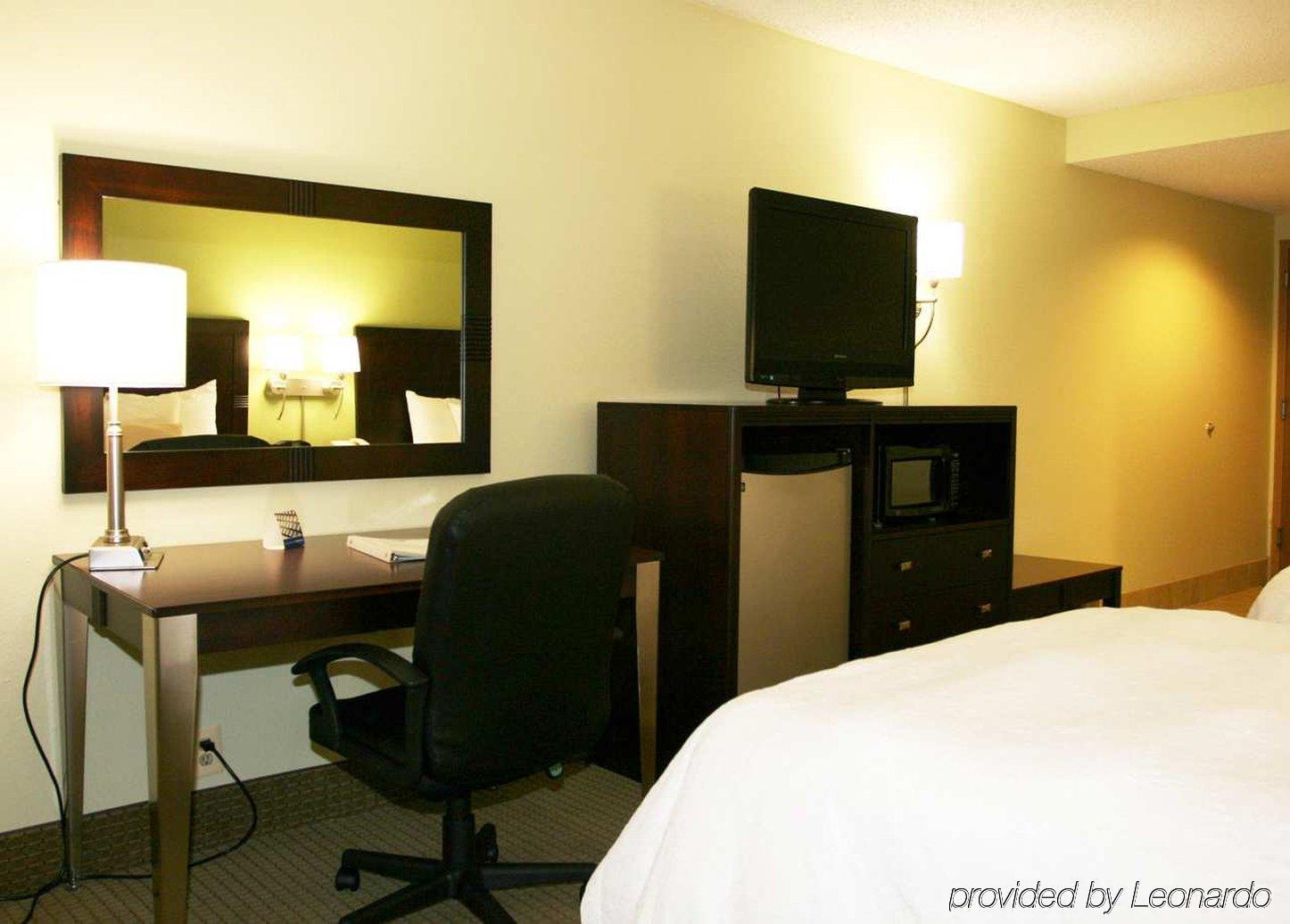 Hampton Inn Sulphur Quarto foto